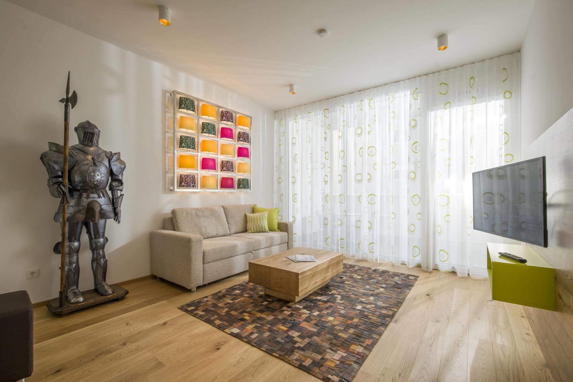 Private Living Apartments Kufstein Esterno foto