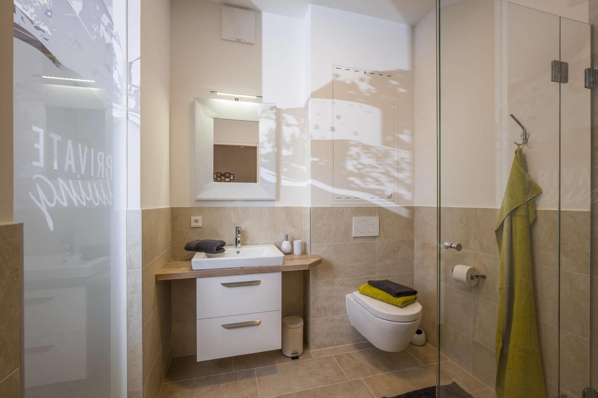 Private Living Apartments Kufstein Esterno foto